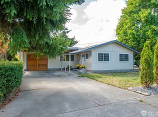 687 SW 3rd Avenue, Oak Harbor, WA 98277