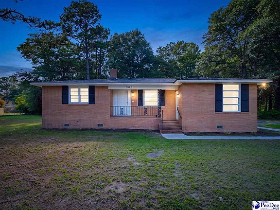 5th image of 300 N Williamson Rd