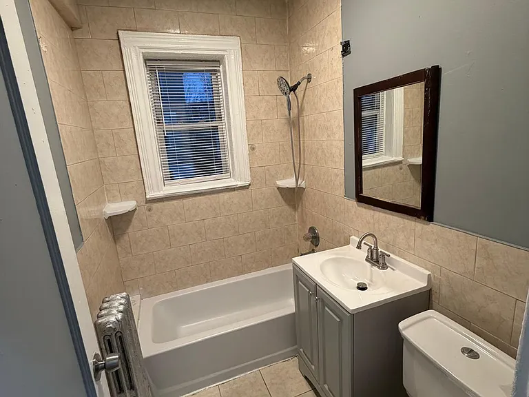 18 N 12th St #104 — Photo 4