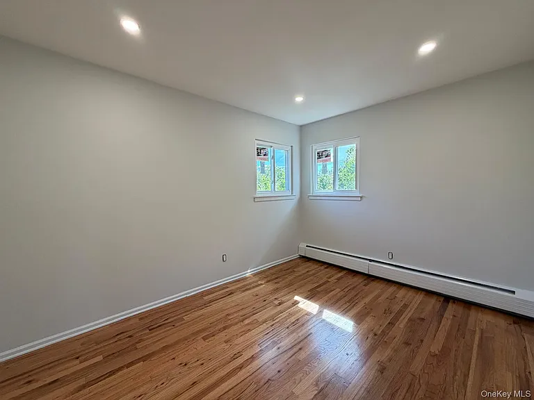 65 Florida Ave — Photo 5