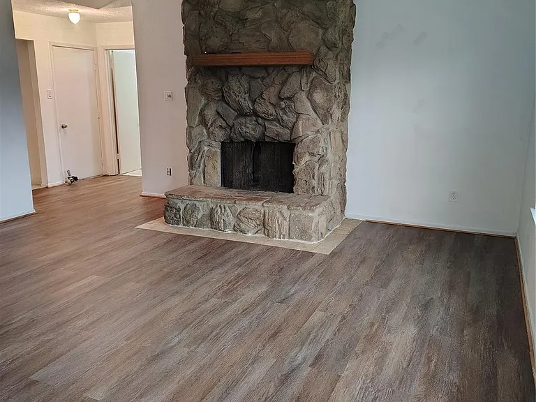 10331 Rancho Bernardo Ln — Photo 9