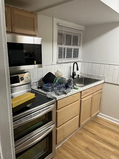 3 bed, 734 sqft, $1,600 — Photo 4