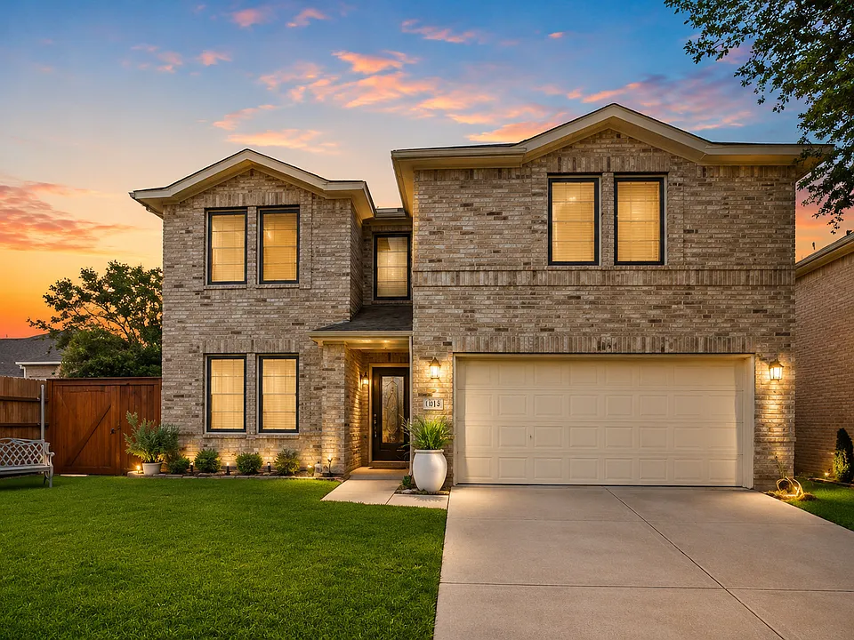 2453 Graystone Dr