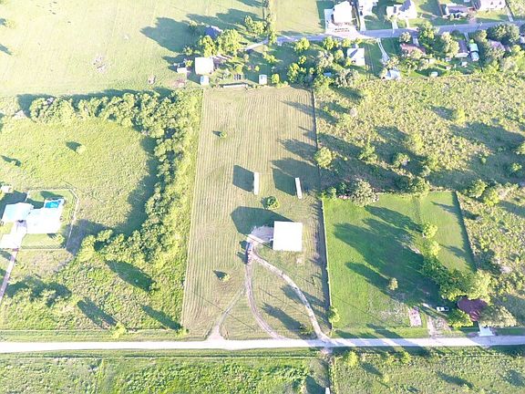 3rd image of 231 County Road 351a