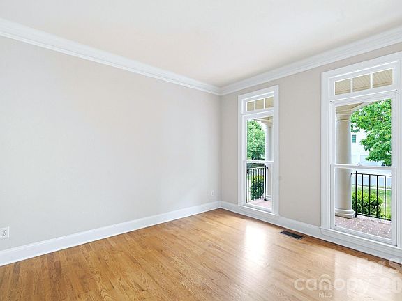 5th image of 16408 Sutters Run Ln