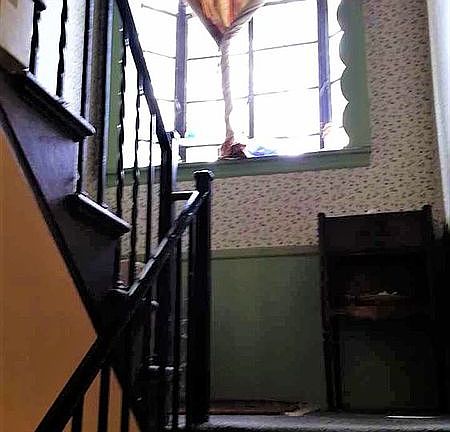 4th image of 2901 Cruger Ave