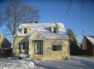 1808 17th Ave, Menominee, MI 49858