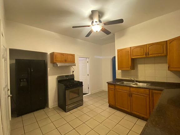 5th image of 8548 S Buffalo Ave #2F