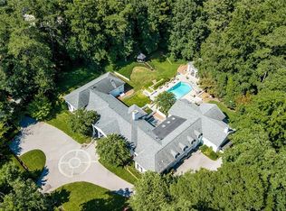 6330 Riverside Dr NW, Sandy Springs, GA 30328