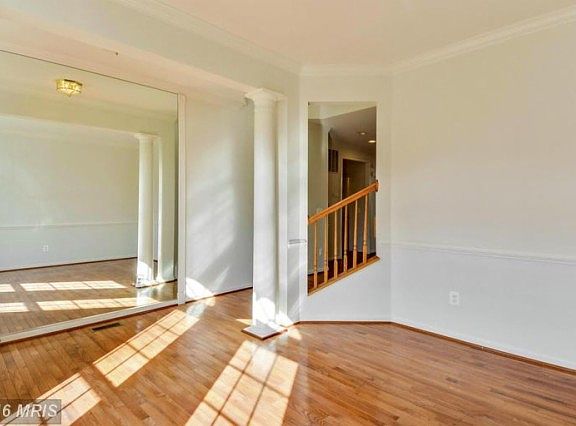 4th image of 9912 E Hill Dr