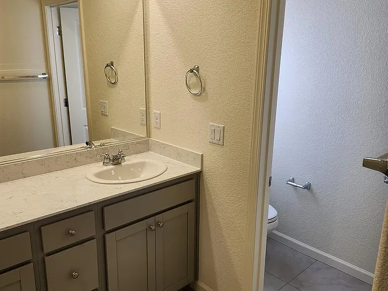 8829 Finnsech Dr — Photo 12