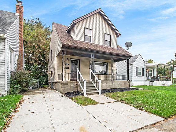 2nd image of 748 Spencer St