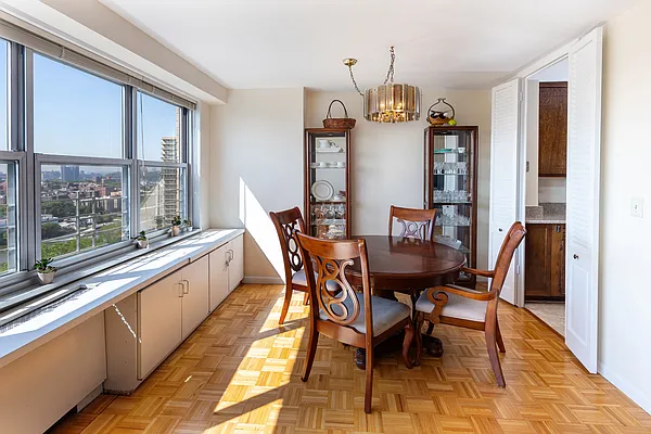 Sold by Brown Harris Stevens | media 29