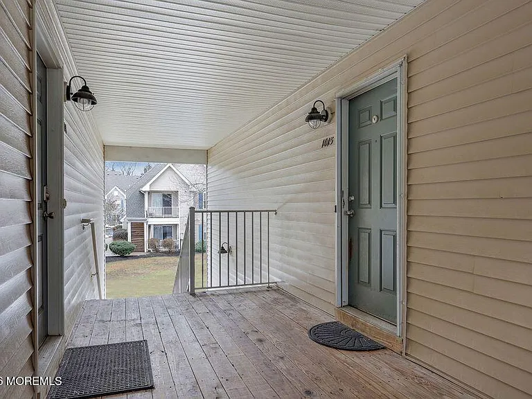 1015 Wedgewood Cir #1015 — Photo 21