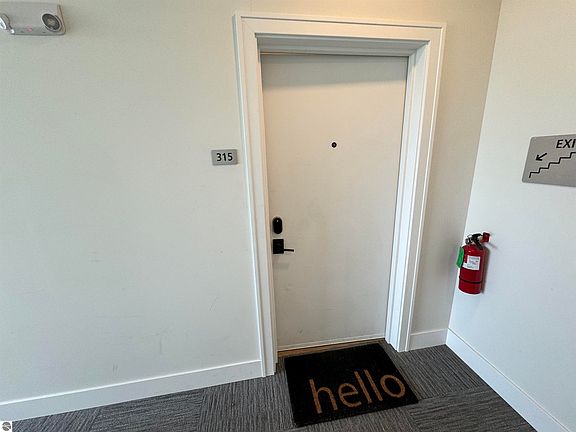 5th image of 705 Cypress St #315