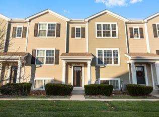 2327 Upland Rd, Hampshire, IL 60140