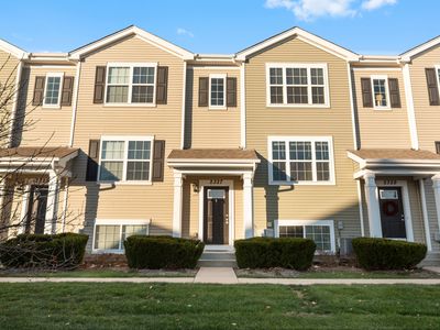 2327 Upland Rd, Hampshire, IL, 60140