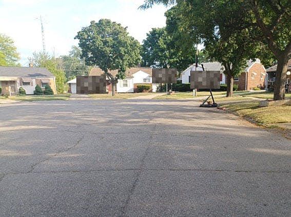 4th image of 4418 Cloverlawn Dr