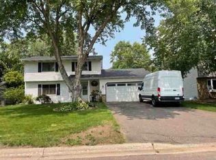 1809 Richard Ct, White Bear Lake, MN 55110