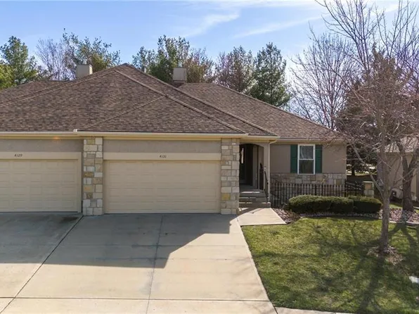 4131 SW Homestead Dr, Lees Summit, MO 64082