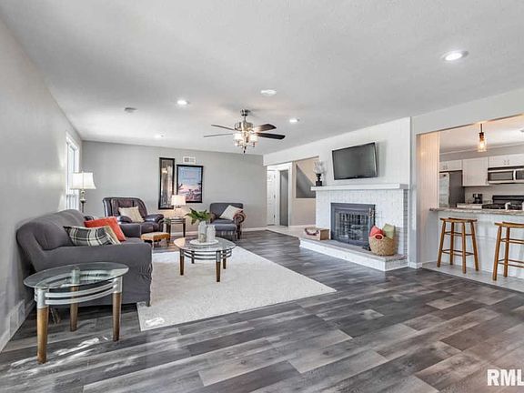 5th image of 3716 N Lynnwood Pl