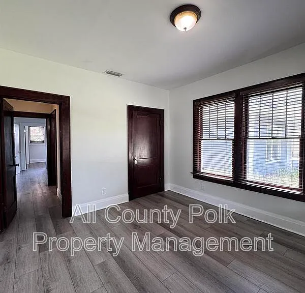 202 W Belmar St — Photo 18