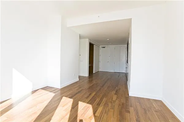 Rented by AA Management | media 25