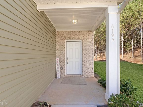 4th image of 6194 Lake Rock Ln