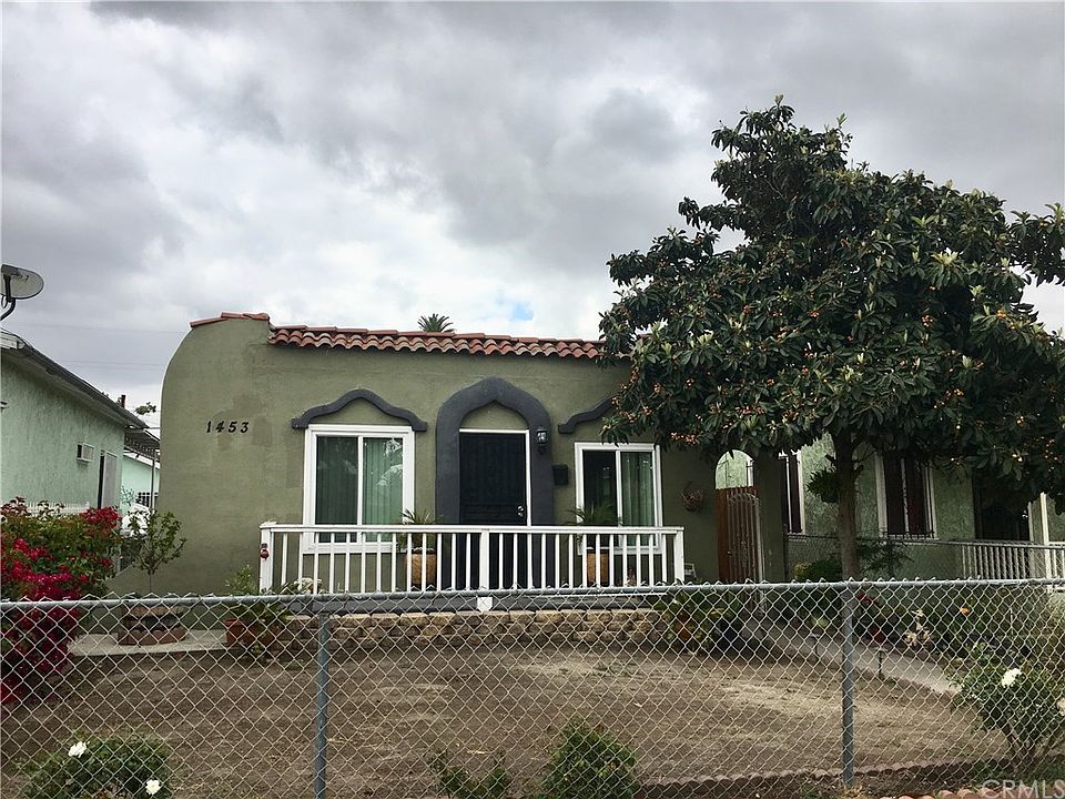 2nd image of 1453 W 60th Pl