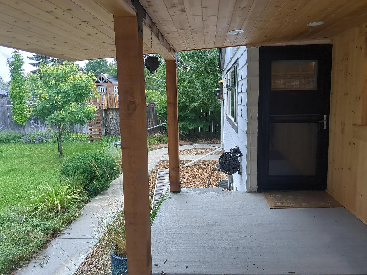 2 bed, 1200 sqft, $2,700 — Photo 4