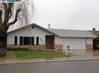 1489 W Denise Dr, Ripon, CA 95366