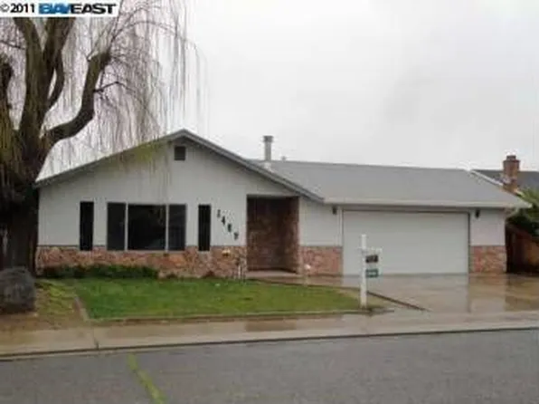 1489 W Denise Dr, Ripon, CA 95366