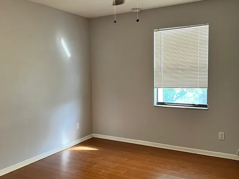5480 Avenue B — Photo 15