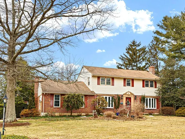 2412 Chatham Dr, Wilmington, DE 19803