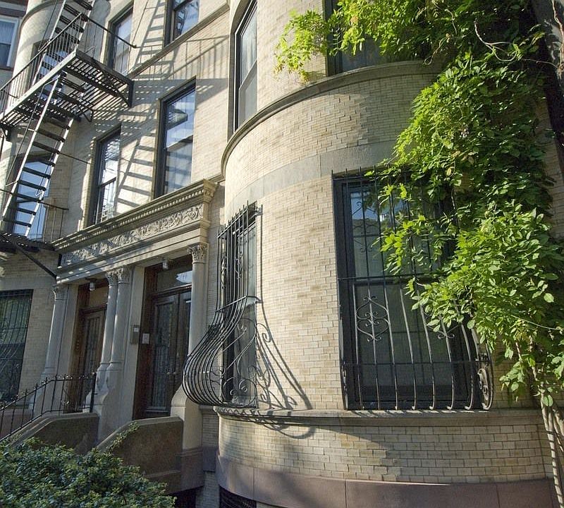 1st image of 194 Park Pl APT 4