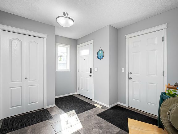 2nd image of 2806 17a Ave NW