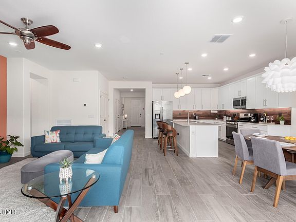 4th image of 20365 W BRITTLEWOOD Avenue