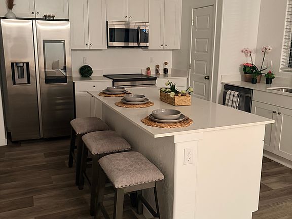 4th image of 980 Granite Dr W #3