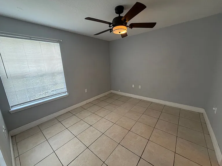 1916 Lake Atriums Cir #28 — Photo 6