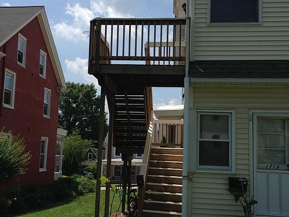 back exterior private entrance