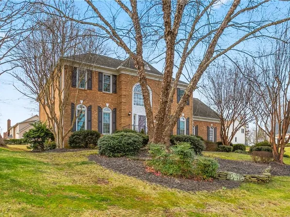 4205 Obriant Pl, Greensboro, NC 27410