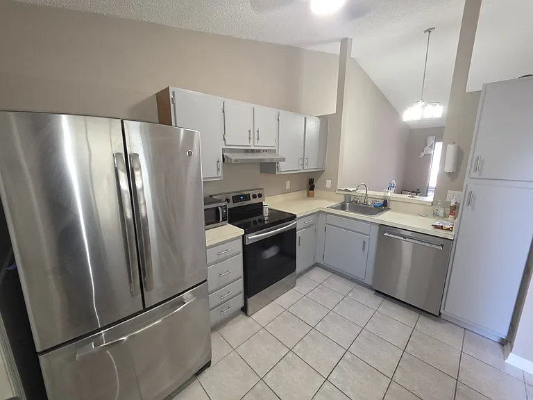 3199 Phlox Dr — Photo 1