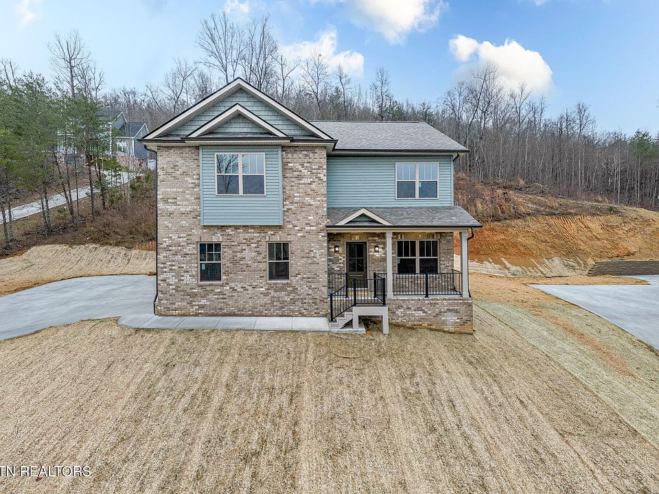 1st image of 8136 Chestnut Hill Ln