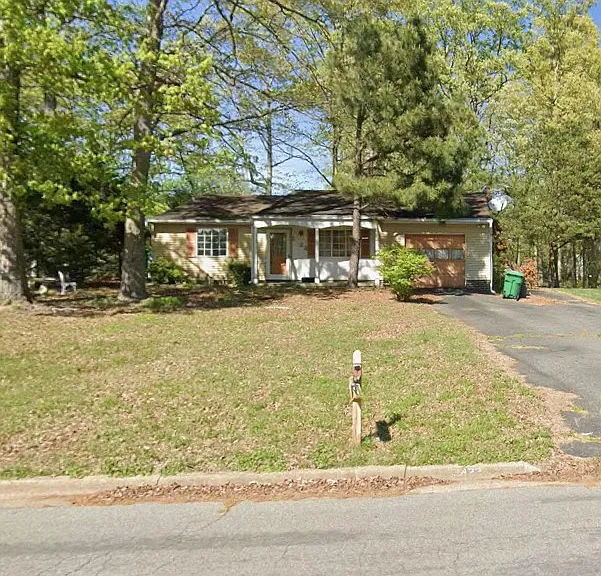 1422 Bull Run Dr — Photo 1