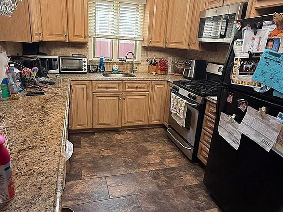 3rd image of 158-40 96th Street