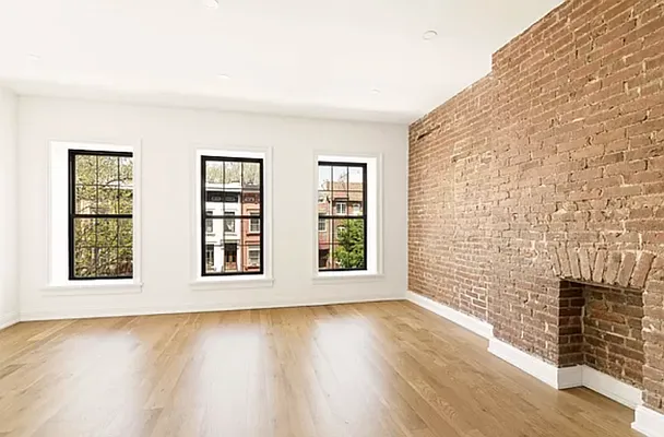 Rented by R New York | media 2