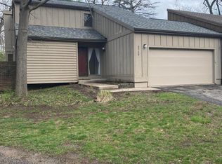 5713 Paige Ct, East Lansing, MI 48823