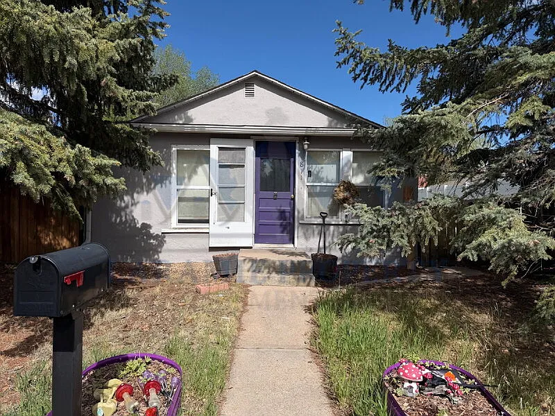 2 bed, 1.0 bath, 1016 sqft, $1,550 — Photo 1