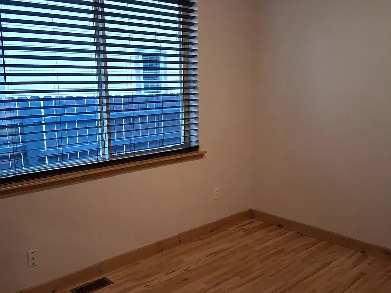 3rd bedroom, hardwood floors