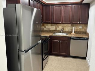 3720 N Pine Island Rd #431, Fort Lauderdale, FL 33351